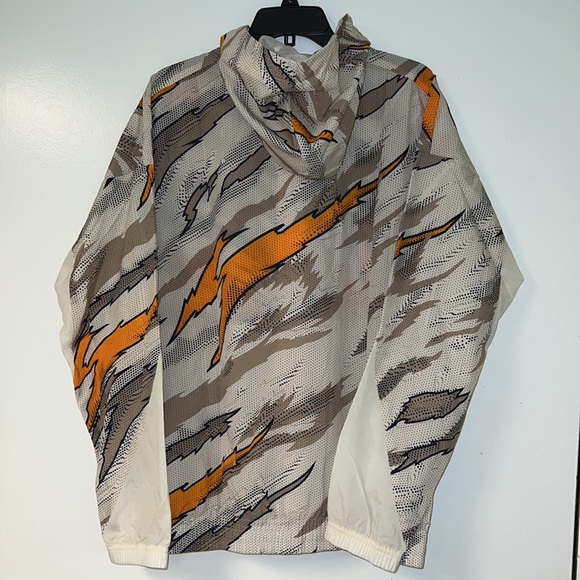 Adidas TRVL AOP WB Men’s Windbreaker Loose Fit Jacket MWT - Picture 2 of 4